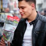 City Model mit einem Strauß Blumen
